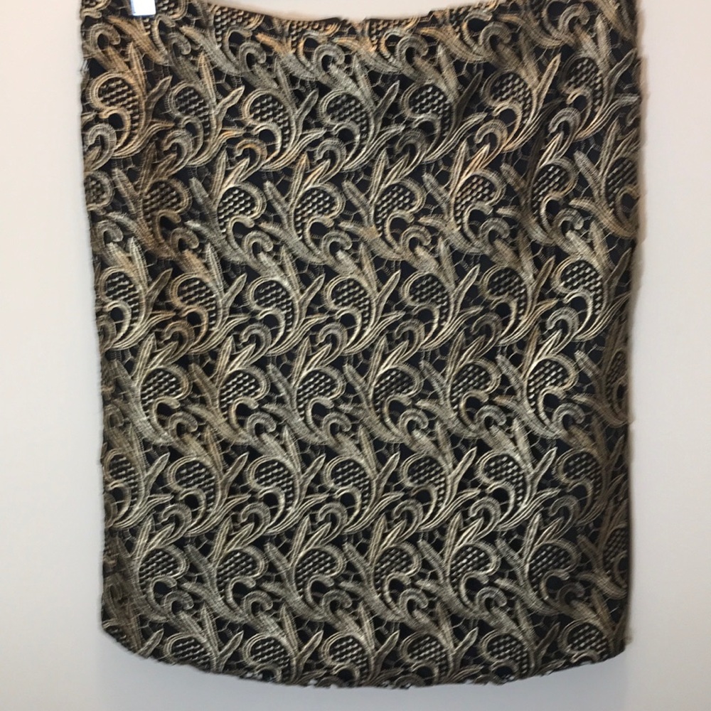 Max Black & Gold Embroidered Overlay Skirt Size XL - Picture 1 of 12